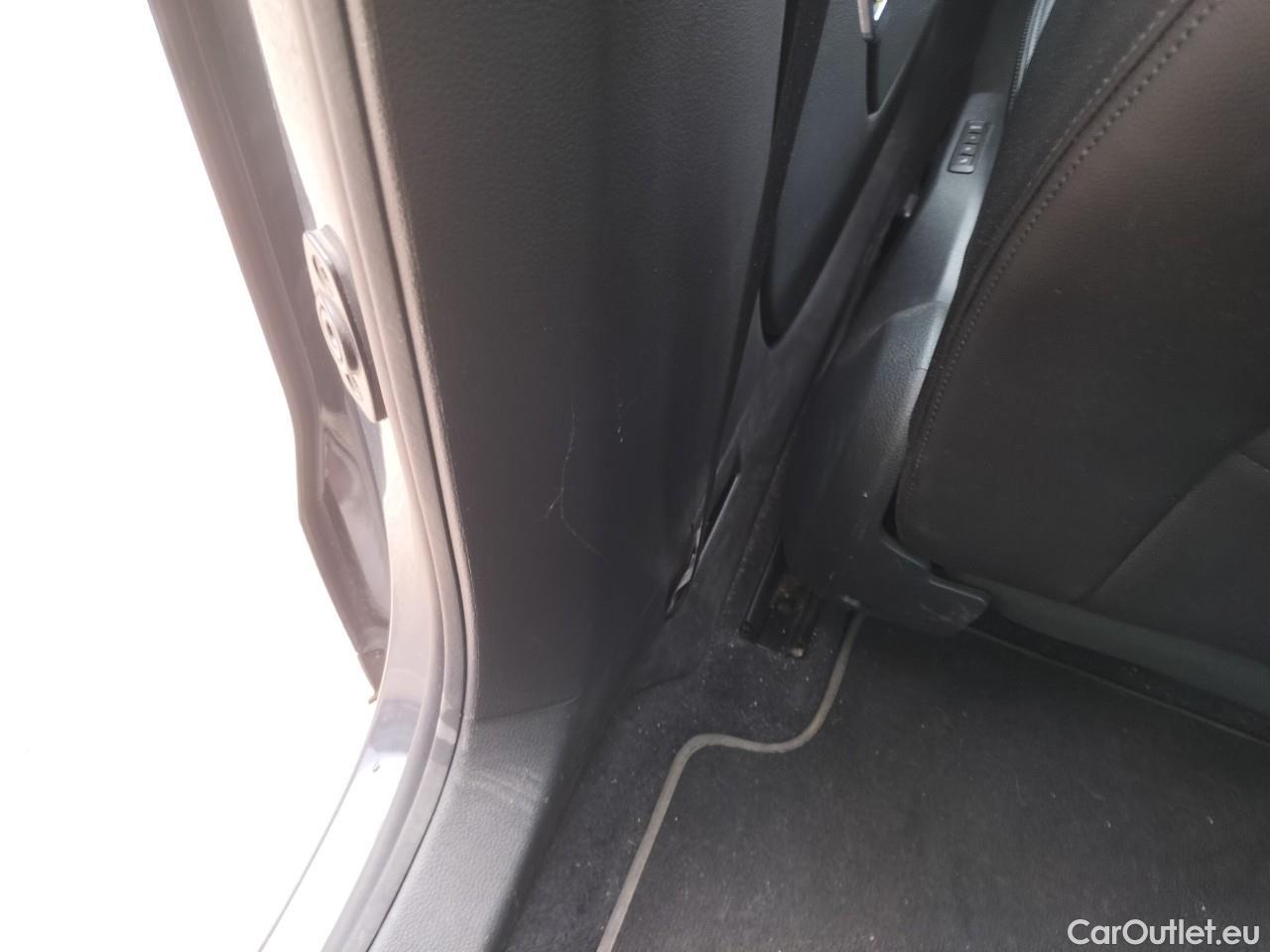  Seat  Alhambra SEAT  / 2010 / 5P / monovolumen 1.4 TSI 110kW DSG S/S Excellen GO(SP) #13