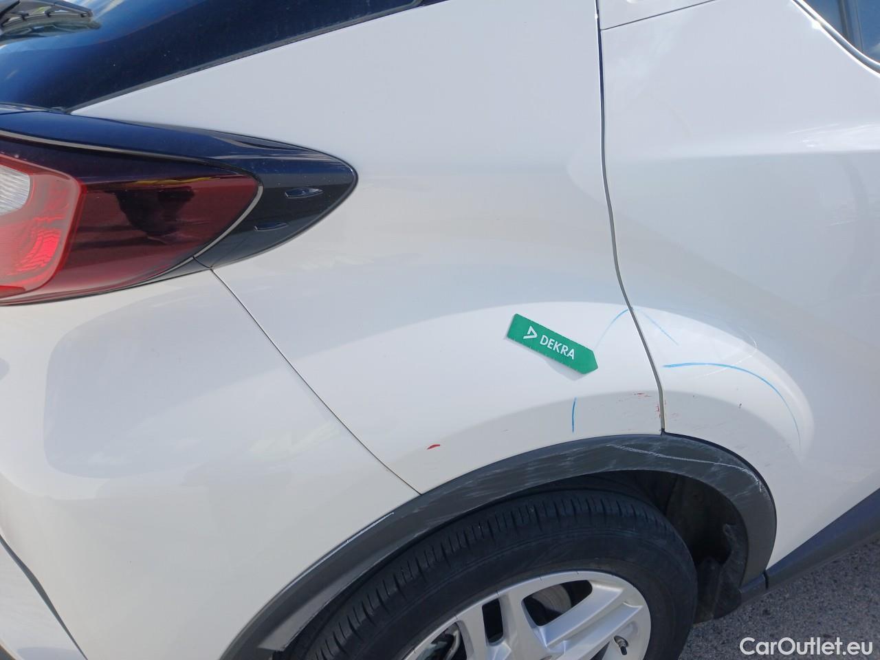  Toyota  C-HR TOYOTA  / 2019 / 5P / todoterreno 1.8 125H Active #25