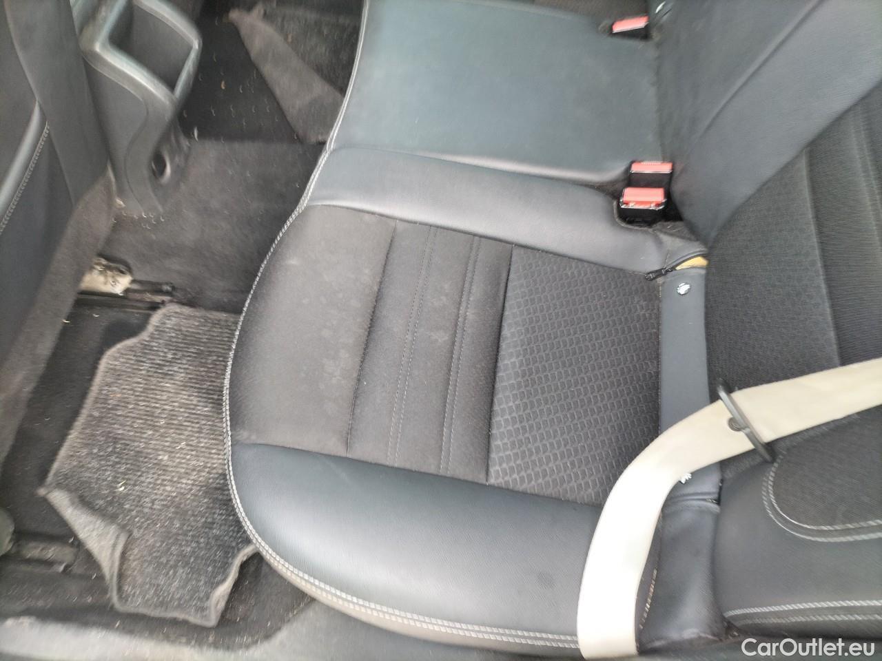  Renault  Megane  III Grandtour BOSE Edition 1.6 dCi 130CV MT6 E6 #19
