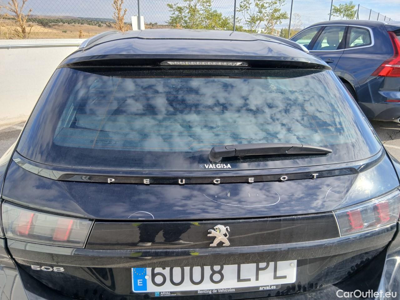  Peugeot  508 PEUGEOT  / 2018 / 5P / familiar SW Business Line BlueHDi 96kW S&S EAT8 #23