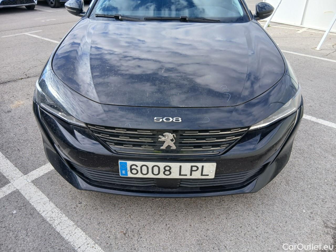  Peugeot  508 PEUGEOT  / 2018 / 5P / familiar SW Business Line BlueHDi 96kW S&S EAT8 #4