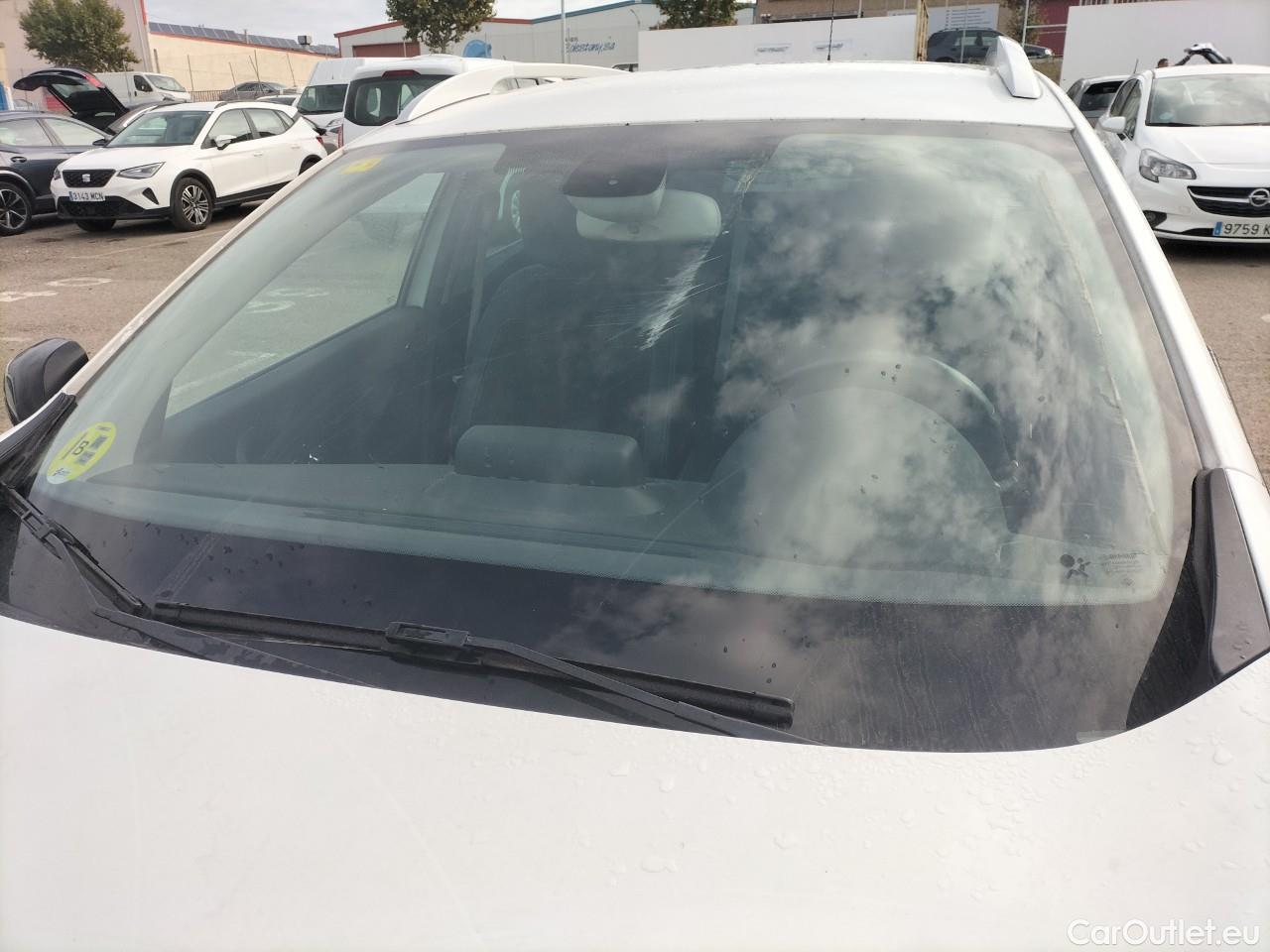  Renault  Megane  III Grandtour BOSE Edition 1.6 dCi 130CV MT6 E6 #8