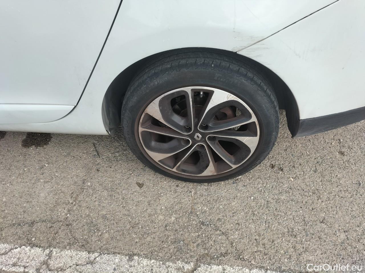  Renault  Megane  III Grandtour BOSE Edition 1.6 dCi 130CV MT6 E6 #29