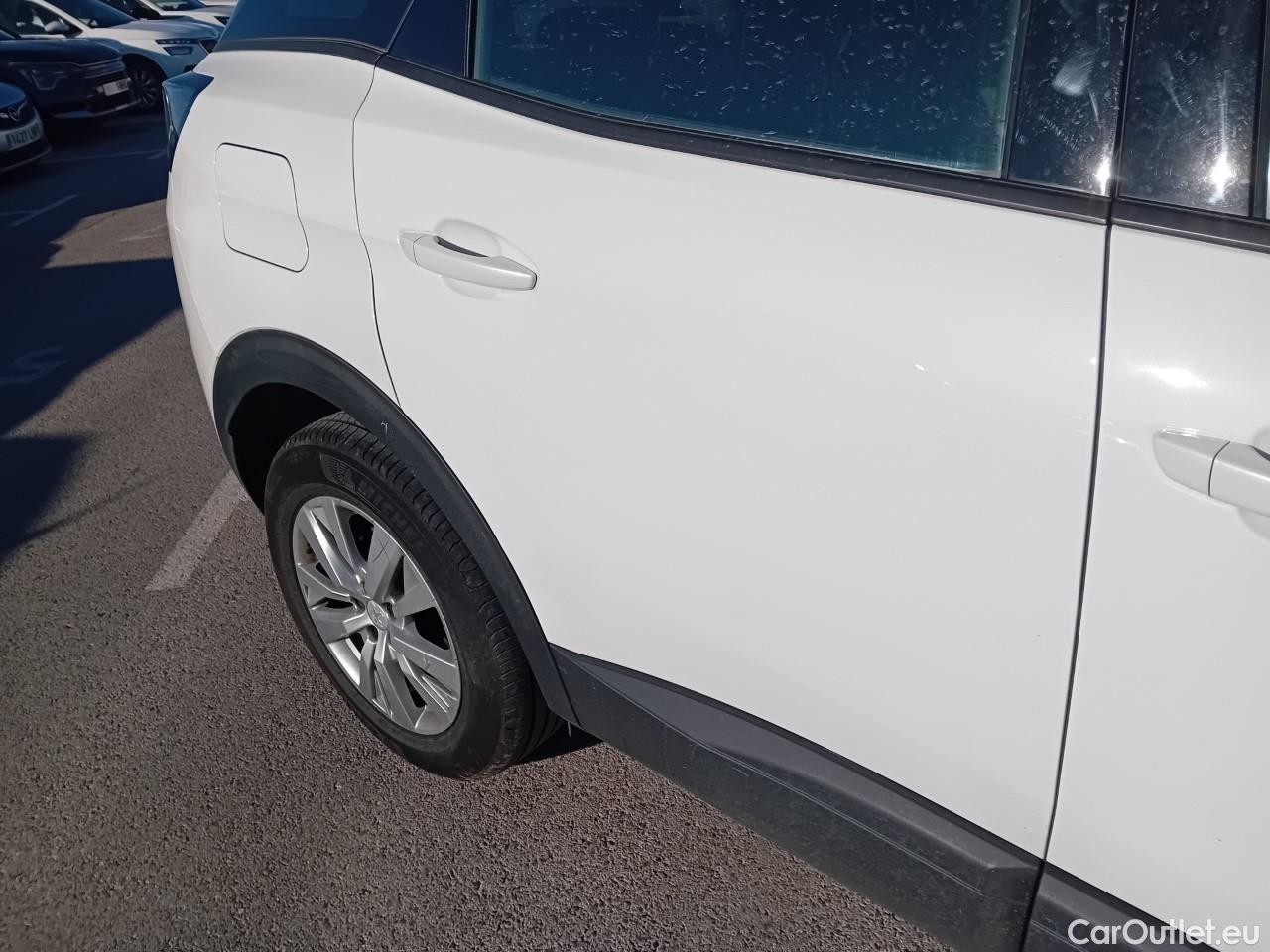  Peugeot  3008  Active Pack 1.5 HDi 130CV MT6 E6d #54