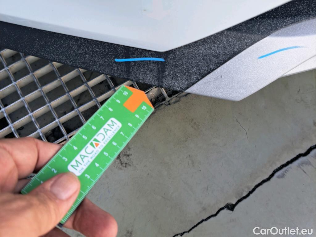  Land Rover  Discovery RENAULT Captur / 2019 / 5P / todoterreno Intens TCe 90 (AC) #15