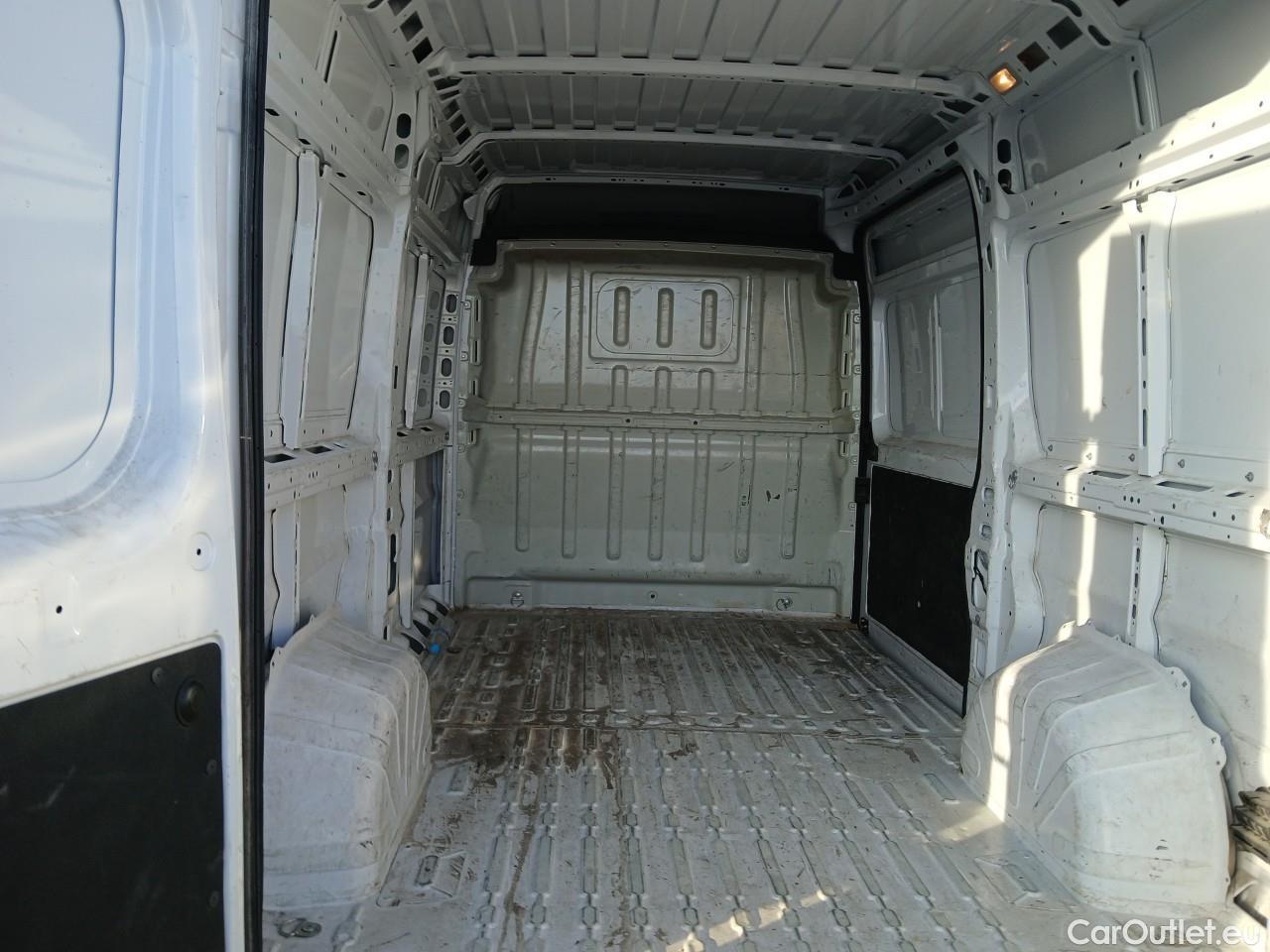  Opel  Movano  C HKa L2H2 3 5t Edition 140CV MT6 E6d #14