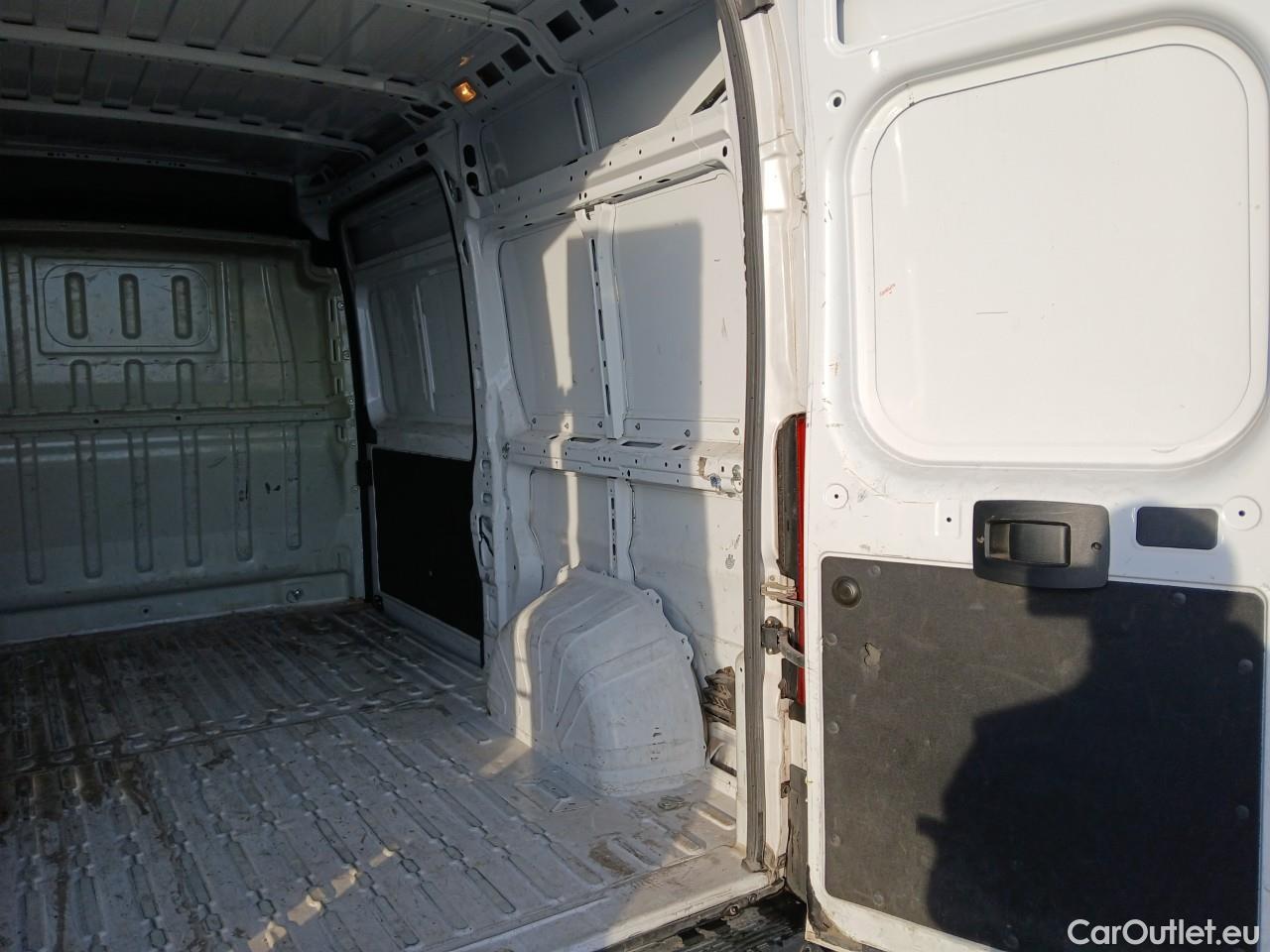  Opel  Movano  C HKa L2H2 3 5t Edition 140CV MT6 E6d #15