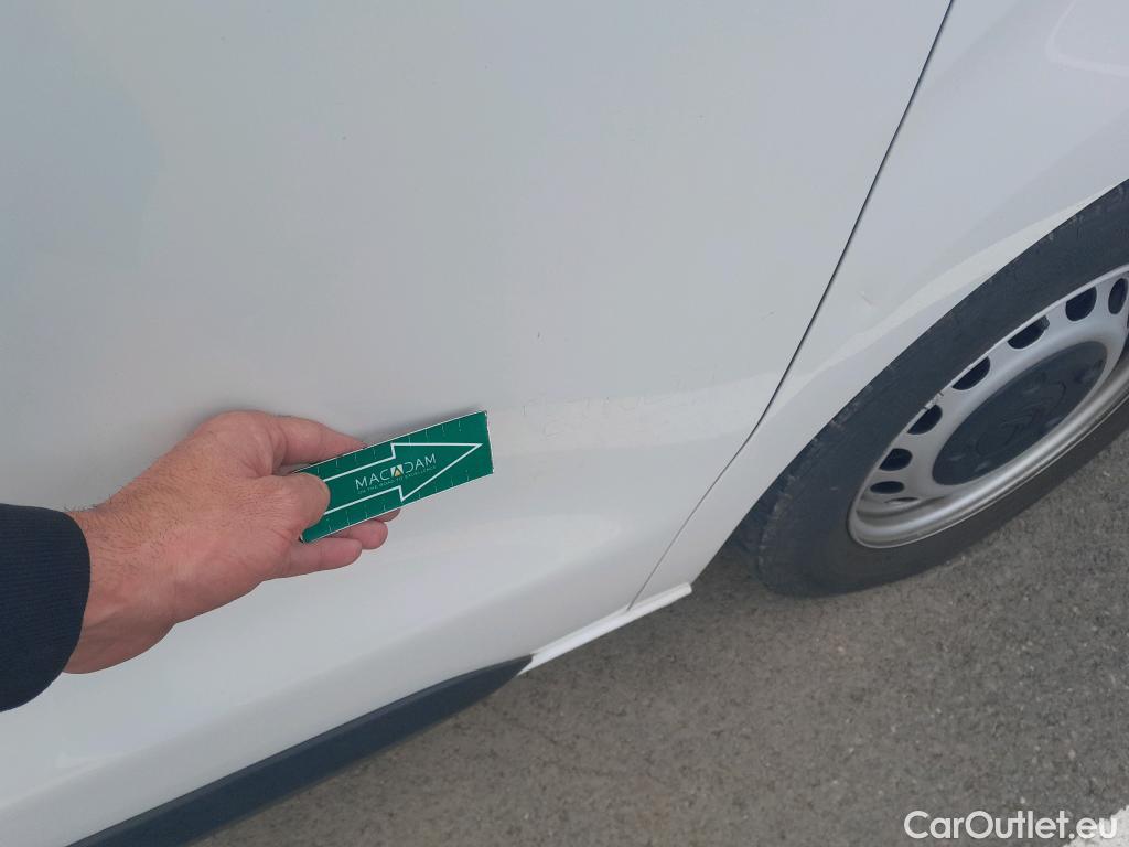  Citroen  Jumpy CITROEN  / 2016 / 4P / furgón Talla M BlueHDi 120 S&S 6v Control #23