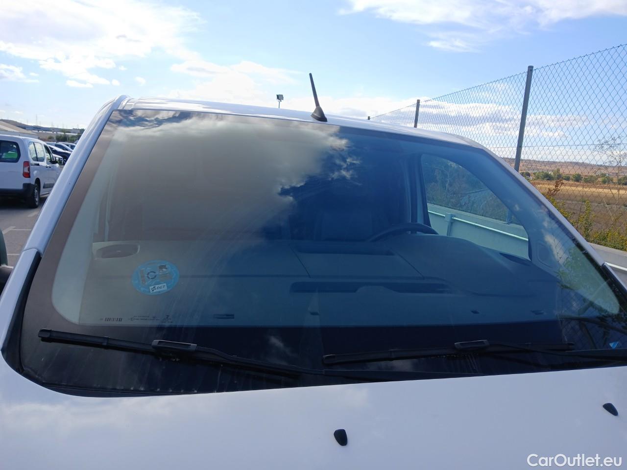  Peugeot  Expert  Furgón Pro Standard 2.0 HDi 120CV MT6 E6 #33
