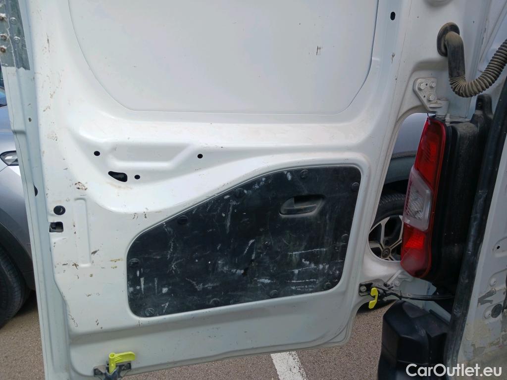  Citroen  Berlingo  Furgón Control XL 1.5 BlueHDi 100CV MT5 E6dT #40