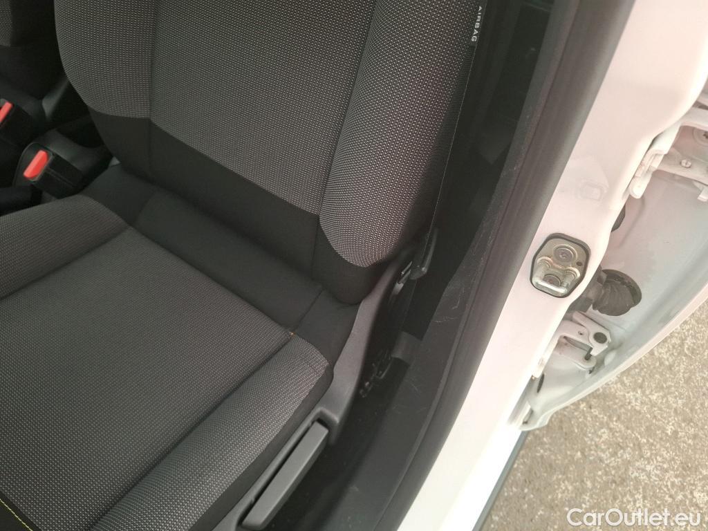  Citroen  C3  Société Feel Business R 1.2 PureTech 80CV BVM5 E6d #3