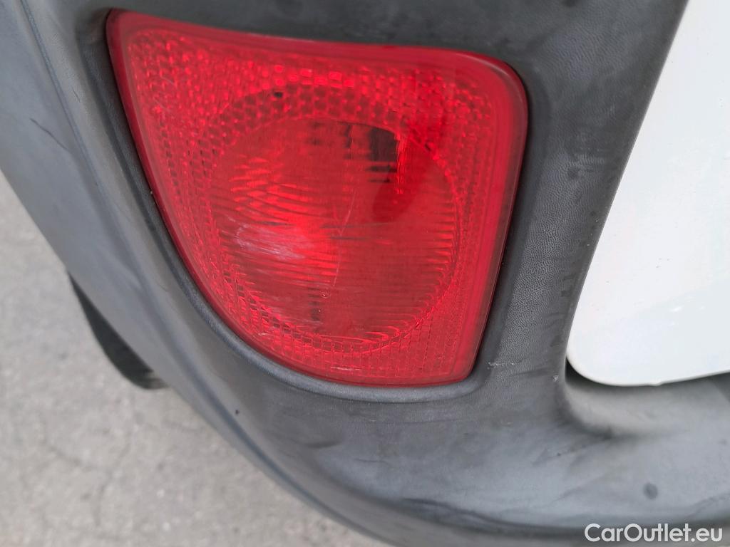  Renault  Kangoo  II Furgón Professional 1.5 dCi 90CV MT5 E6 #28