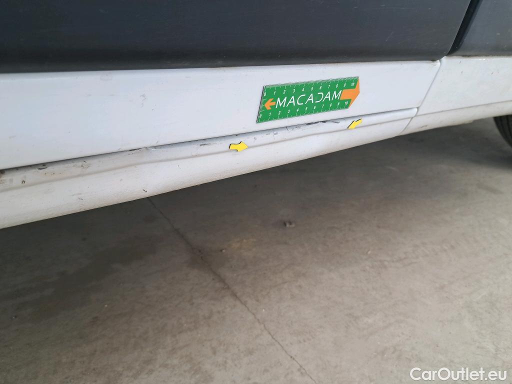  Fiat  Ducato FIAT  VU 4p Fourgon 3 0 C H1 2 0 Multijet 115 Pack Pro Nav #37