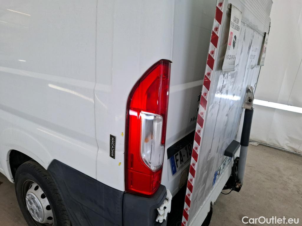  Peugeot  Boxer PEUGEOT  VU 4p Fourgon 2.0 BLUEHDI 130 S&S PREMIUM 335 L3H2 #8