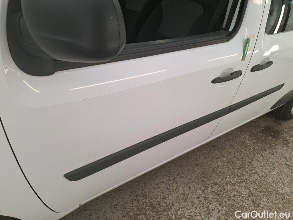  Renault  Kangoo  Express Maxi Confort - Cab. Appr. 1.5 dCi 90CV BVM5 E6 #12