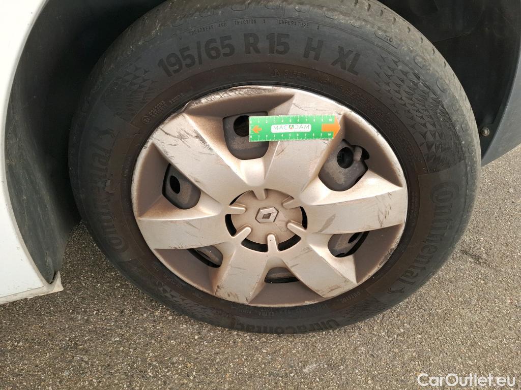  Renault  Kangoo  Express Maxi Grand Confort 1.5 dCi 90CV BVM5 E6 #36
