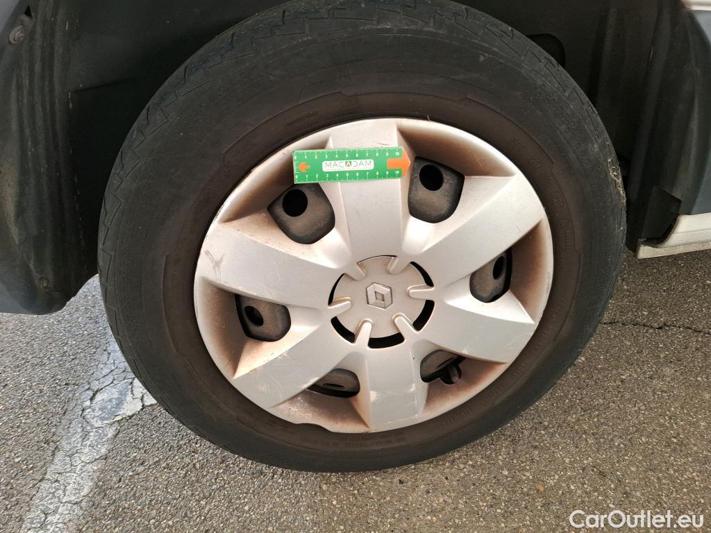  Renault  Kangoo  Express Maxi Grand Confort 1.5 dCi 90CV BVM5 E6 #34