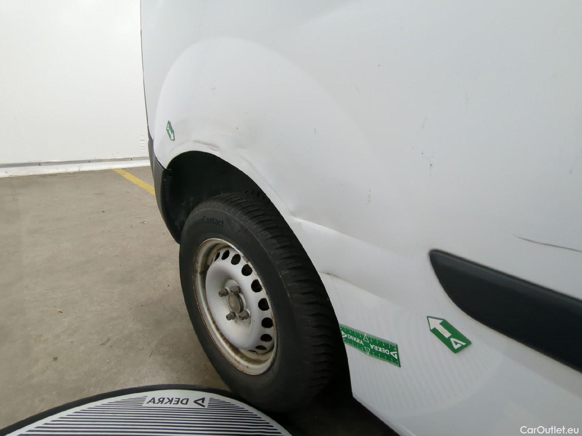  Renault  Kangoo  Express Compact Grand Confort (L0) 1.5 dCi 75CV BVM5 E6 #13