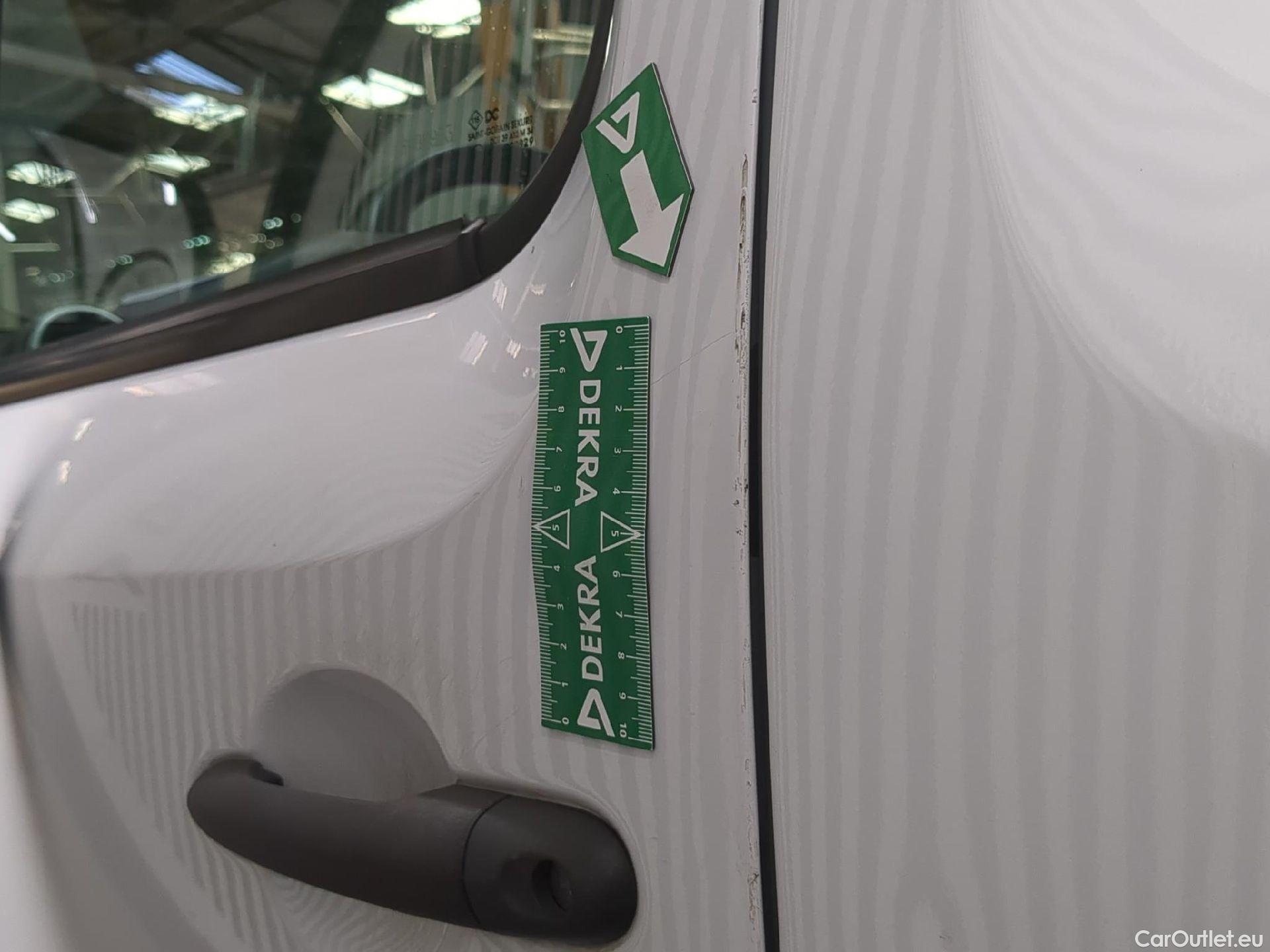  Renault  Kangoo  Express Compact Grand Confort (L0) 1.5 dCi 75CV BVM5 E6 #33