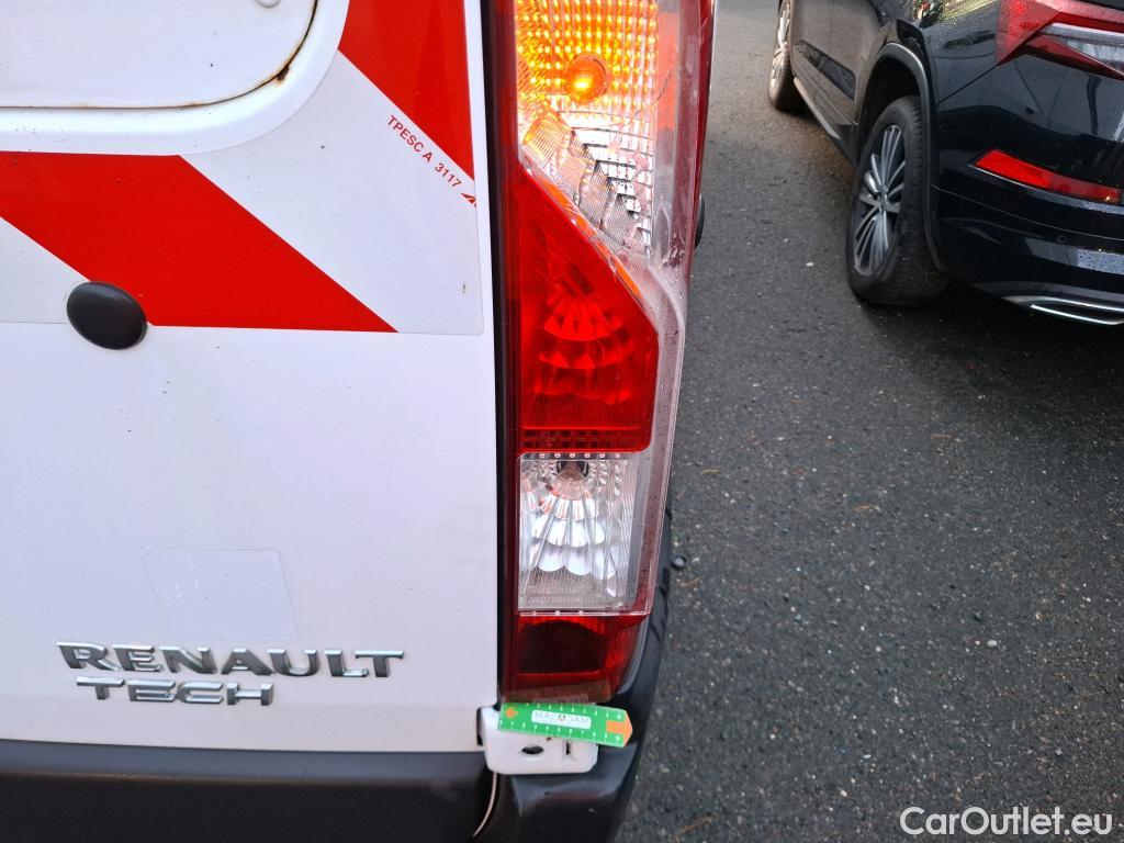  Renault  Master RENAULT  VU 4p Fourgon FG GCf Trac F3500 L2H2 Energy dCi 145 E6 #19