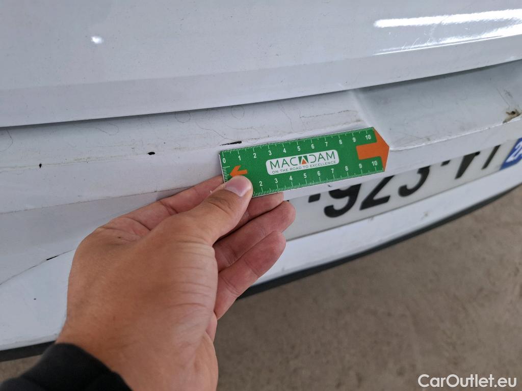  Renault  Megane  IV Berline 5pt. Société Air 1.5 dCi 90CV BVM6 E6 #26