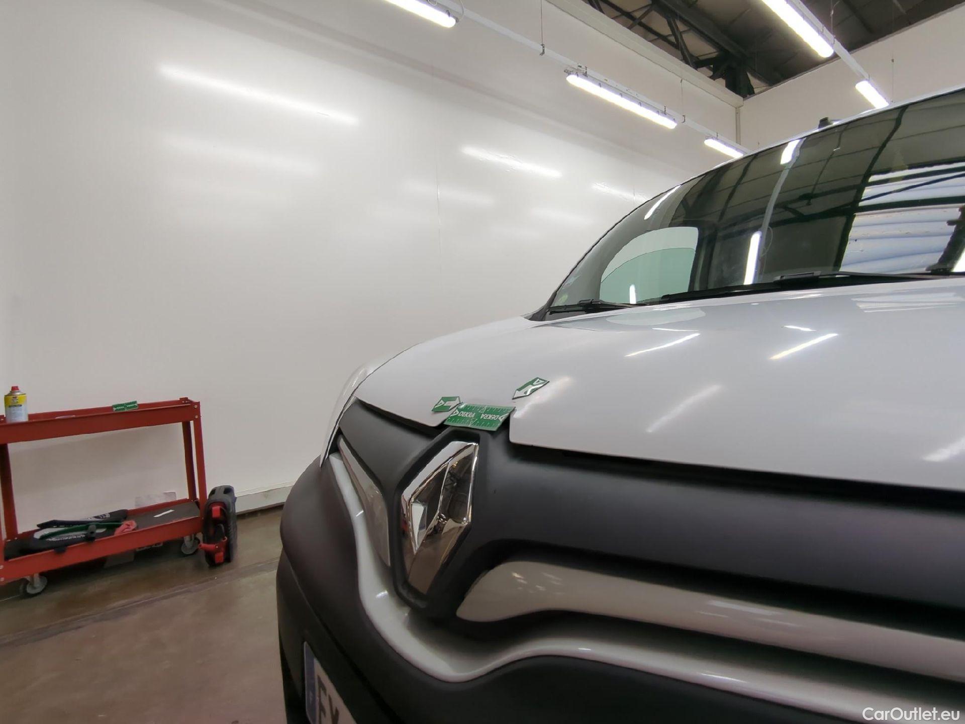  Renault  Kangoo  Express Compact Grand Confort (L0) 1.5 dCi 75CV BVM5 E6 #25
