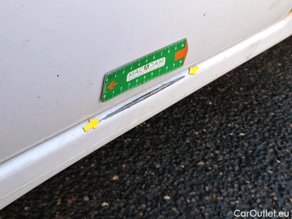  Renault  Master RENAULT  VU 4p Fourgon FG GCf Trac F3500 L2H2 Energy dCi 145 E6 #43