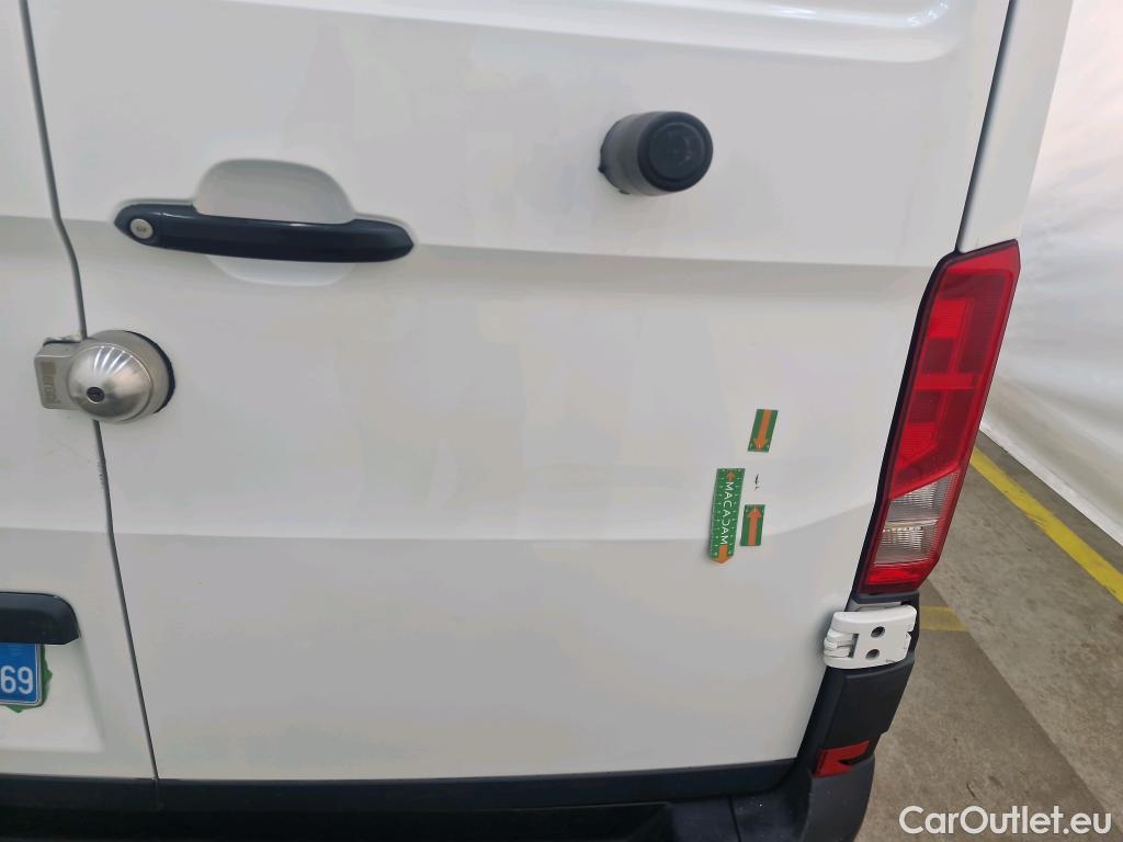  Volkswagen  Crafter  Fourgon e- 35 Fourgon mittellang Hochdach FWD 35kWh BVA #80