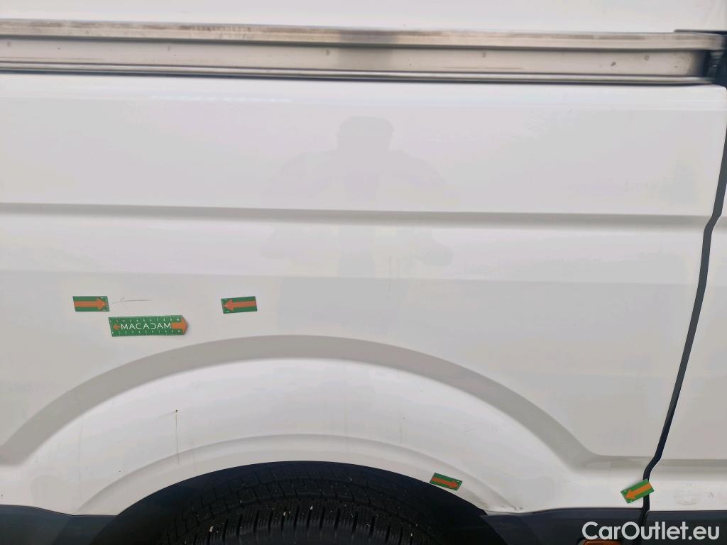  Volkswagen  Crafter  Fourgon e- 35 Fourgon mittellang Hochdach FWD 35kWh BVA #24