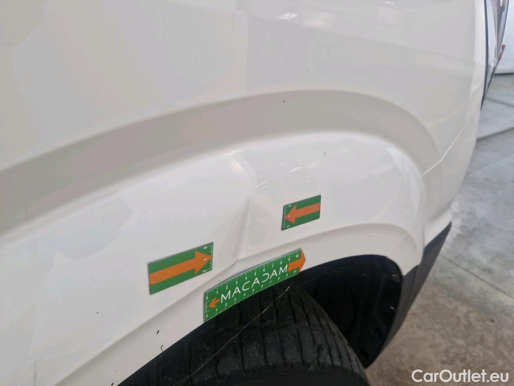  Volkswagen  Crafter  Fourgon e- 35 Fourgon mittellang Hochdach FWD 35kWh BVA #42