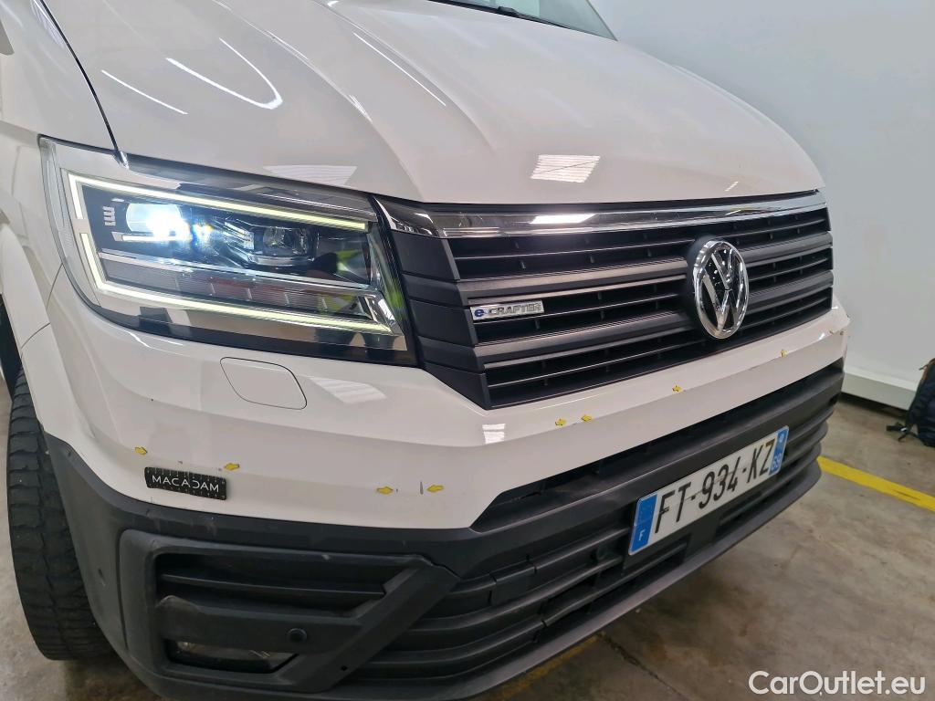  Volkswagen  Crafter  Fourgon e- 35 Fourgon mittellang Hochdach FWD 35kWh BVA #47