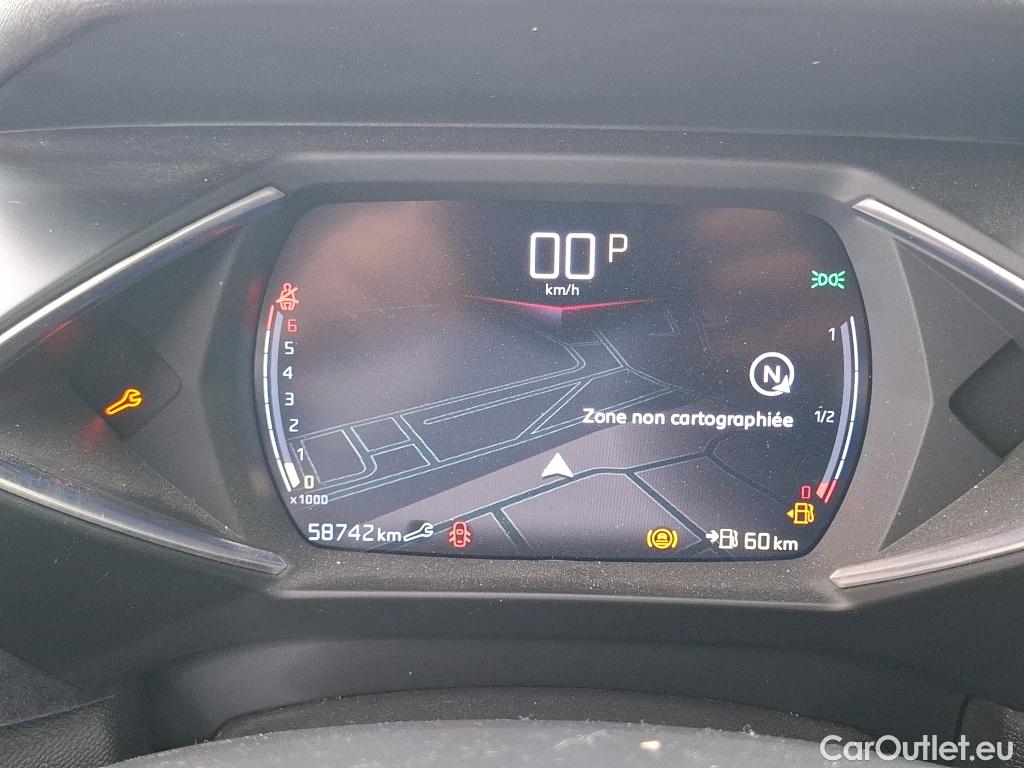  Citroen  DS3 3 Crossback INES DE LA FRESSANGE PARIS 1.2 PureTech 130CV BVA8 E6d #10
