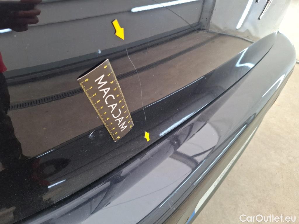  Citroen  DS3 3 Crossback INES DE LA FRESSANGE PARIS 1.2 PureTech 130CV BVA8 E6d #2