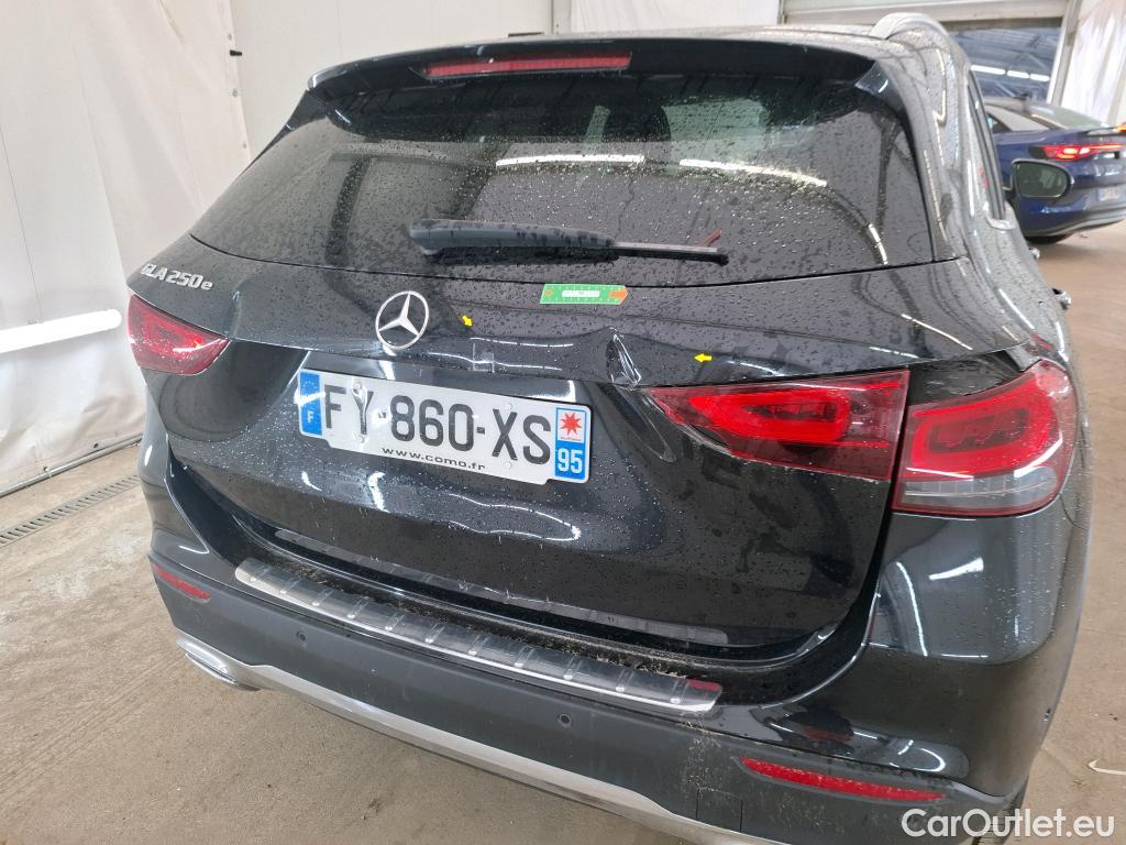  Mercedes  GLA MERCEDES-BENZ  / 2020 / 5P / SUV 1.3  250 e BUSINESS LINE DCT #1