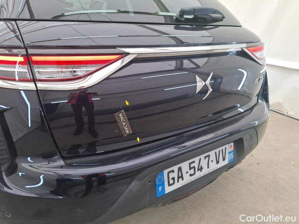  Citroen  DS3 3 Crossback INES DE LA FRESSANGE PARIS 1.2 PureTech 130CV BVA8 E6d #1