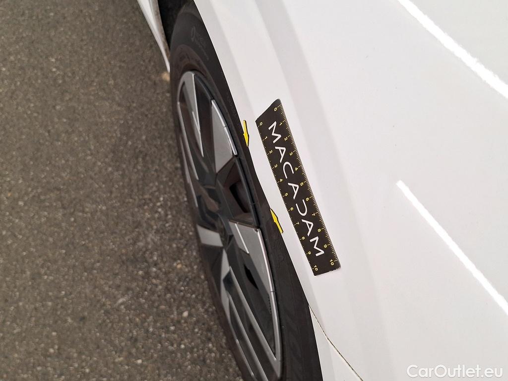  Peugeot  208  Active 1.2 PureTech 100CV BVM6 E6d #8