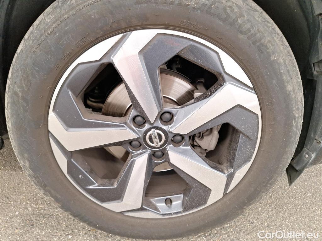 Nissan  Qashqai NISSAN  / 2021 / 5P / Crossover 1.3 MHEV 158ch Xtronic Tekna #16
