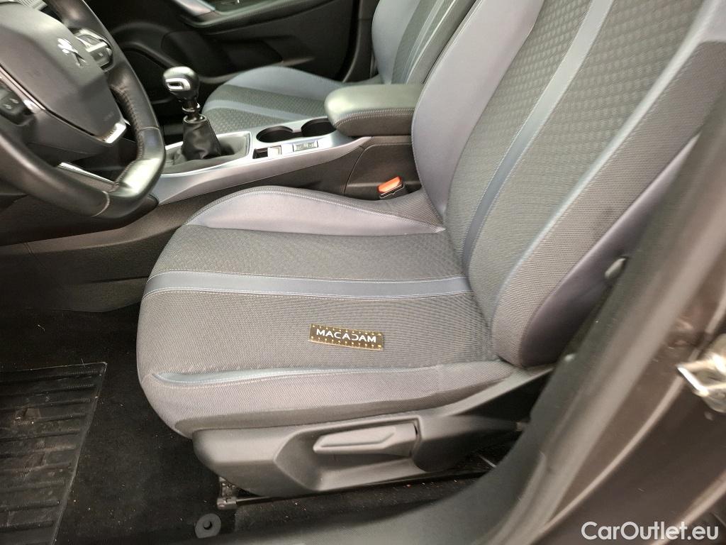  Peugeot  2008  Allure Business 1.5 HDi 100CV BVM6 E6d #1