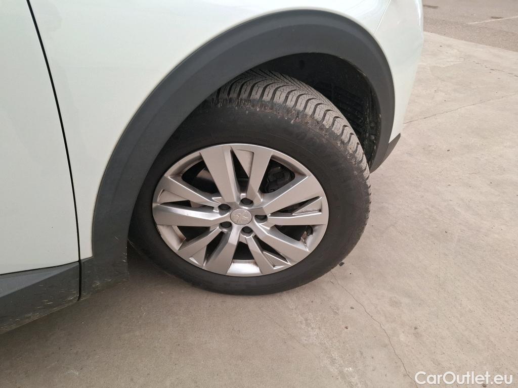  Peugeot  5008  Active Business 1.5 HDi 130CV BVA8 E6d / VO RECONDITIONNE - PHOTOS AVANT RECONDITIONNEMENT #5