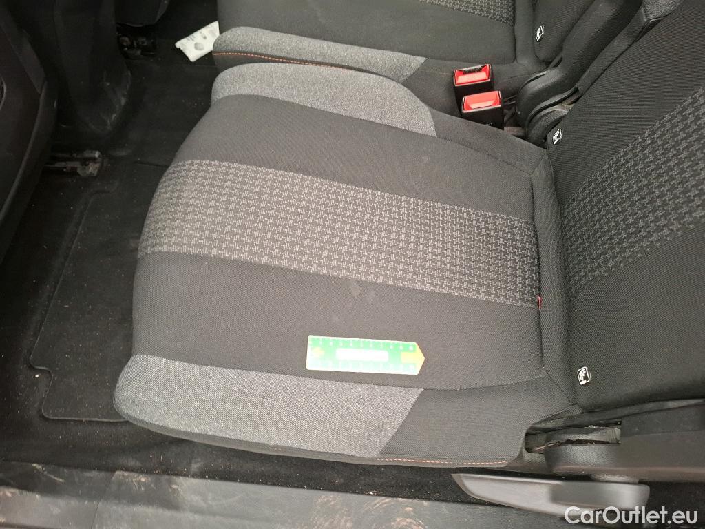  Peugeot  5008  Active Business 1.5 HDi 130CV BVA8 E6d / VO RECONDITIONNE - PHOTOS AVANT RECONDITIONNEMENT #2