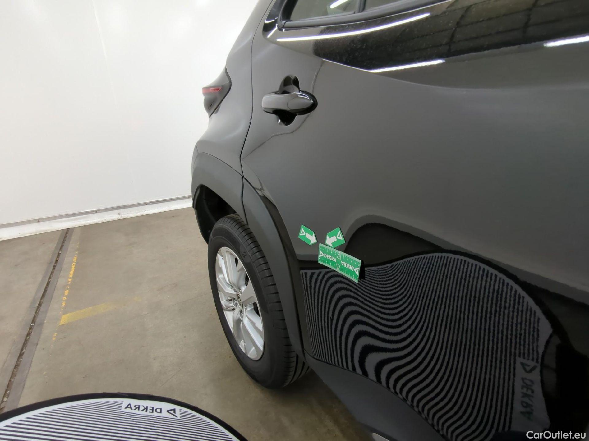 Toyota  Yaris Cross TOYOTA  Hybride / 2021 / 5P / SUV 1.5 HYBRID 116H DYNAMIC BUSINESS BEYOND #25