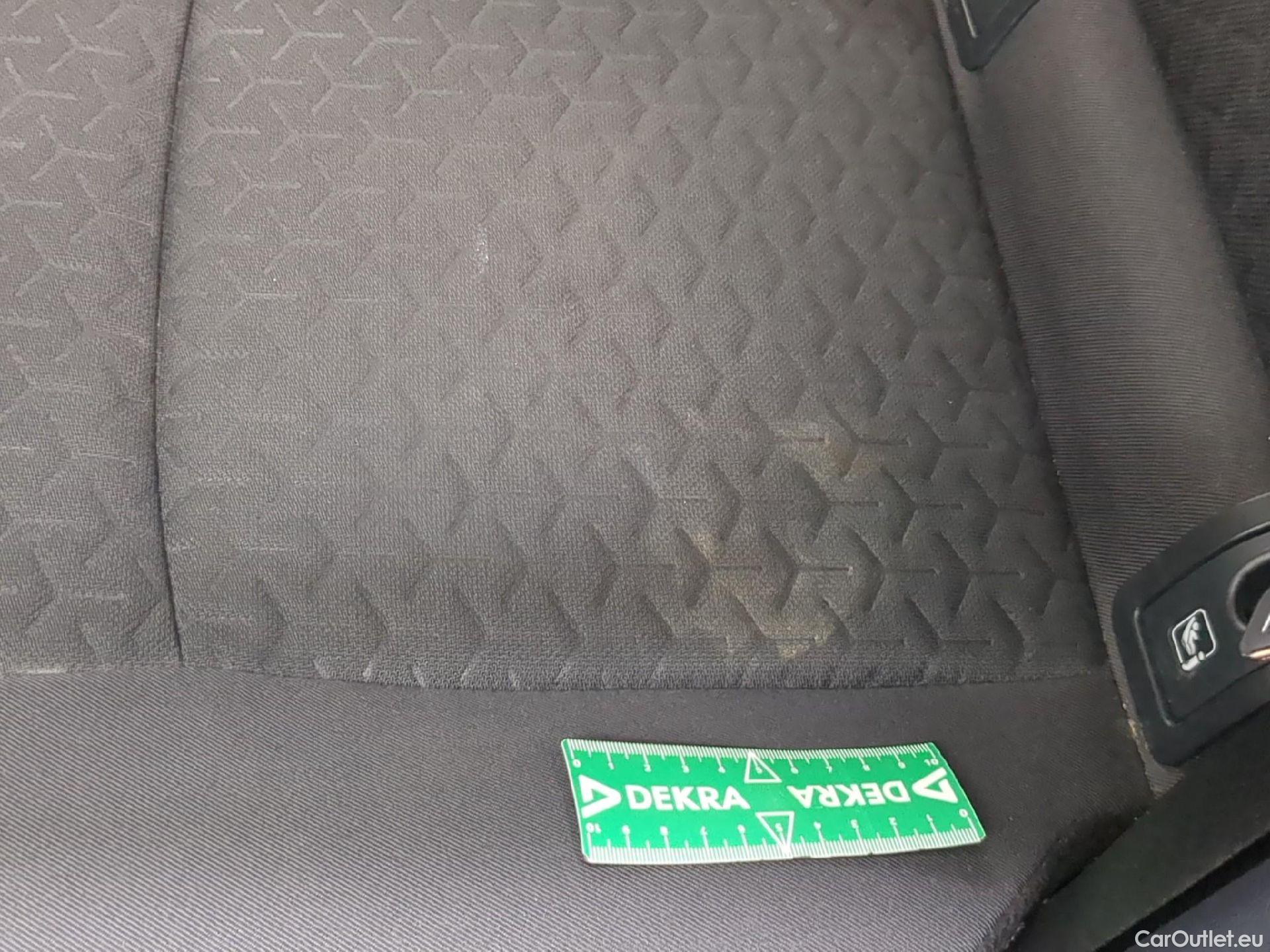  Toyota  Yaris Cross TOYOTA  Hybride / 2021 / 5P / SUV 1.5 HYBRID 116H DYNAMIC BUSINESS BEYOND #3