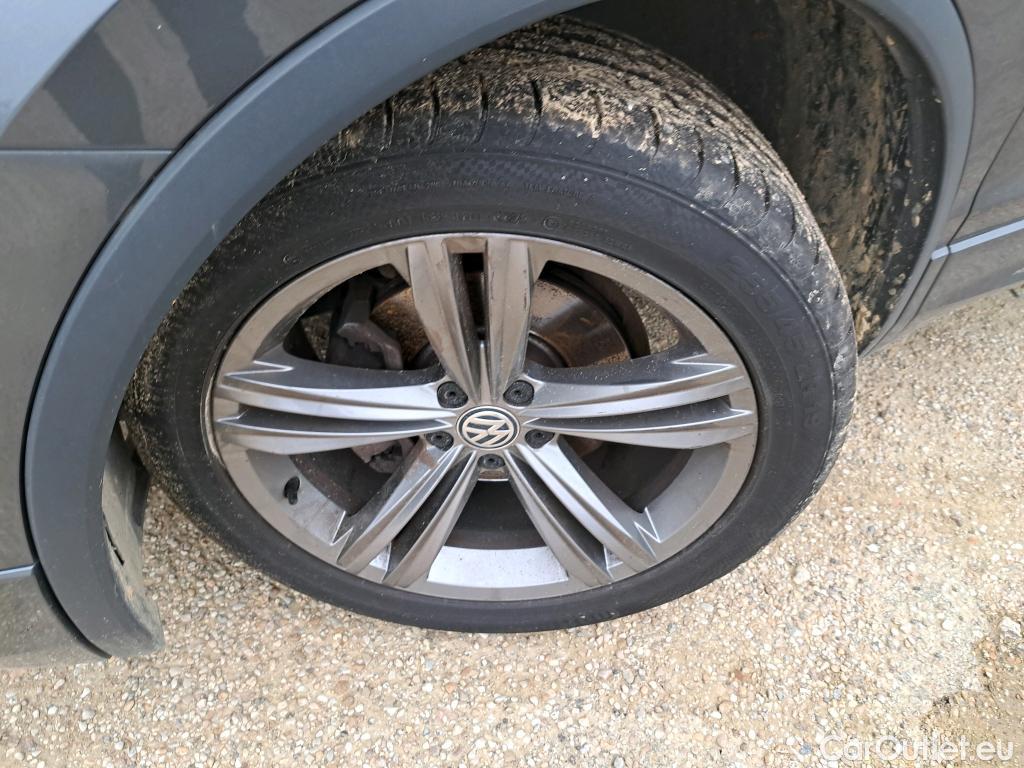  Volkswagen  Tiguan VOLKSWAGEN  Allspace 5p SUV 2.0 TDI 150 DSG7 Carat #3