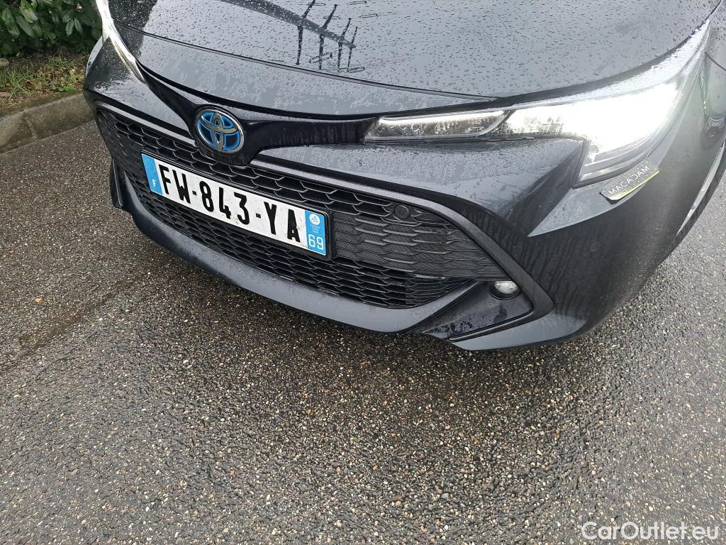  Toyota  Corolla TOYOTA  / 2018 / 5P / Berline Hybride 122h Dynamic Business Stage Acad #26