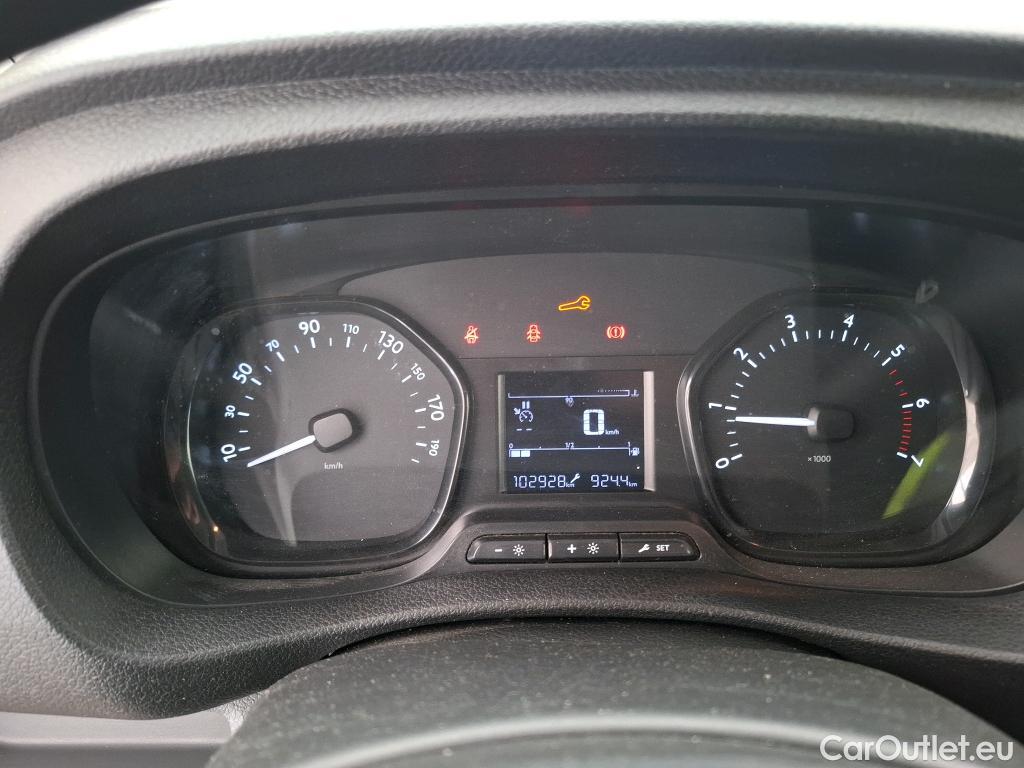  Citroen  Jumpy CITROEN  / 2016 / 4P / Fourgon tôlé XL BlueHDi 120 SS BVM6 (340 Nm) Club  #15