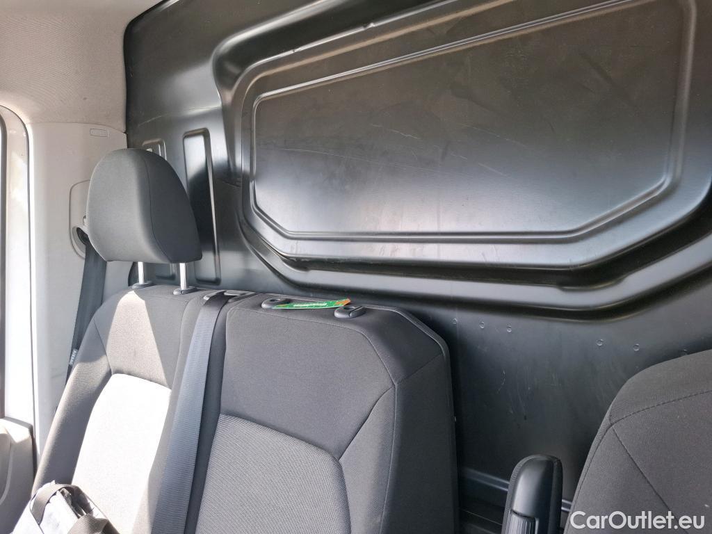  Volkswagen  Crafter  Fourgon Fourgon 35 lang mit Hochdach FWD 2.0 140CV BVM6 #16