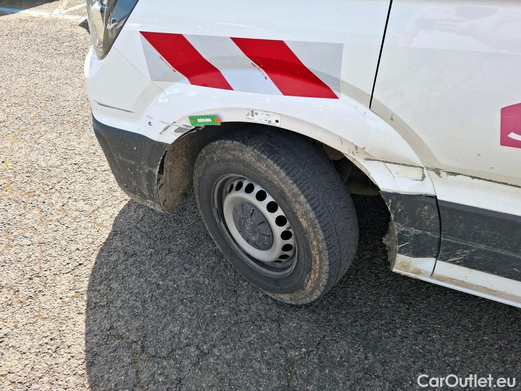  Volkswagen  Crafter  Fourgon Fourgon 35 lang mit Hochdach FWD 2.0 140CV BVM6 #45