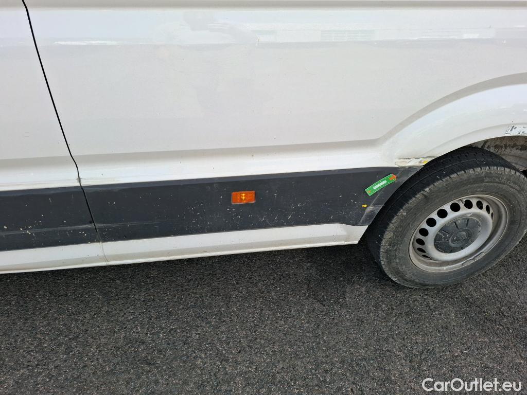  Volkswagen  Crafter  Fourgon Fourgon 35 lang mit Hochdach FWD 2.0 140CV BVM6 #35