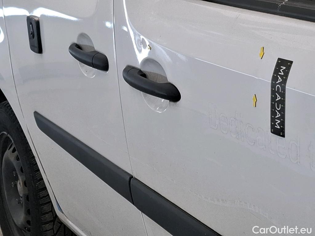  Renault  Kangoo  II Express Grand Confort (L1) 1.5 dCi 80CV BVM6 E6dT #66
