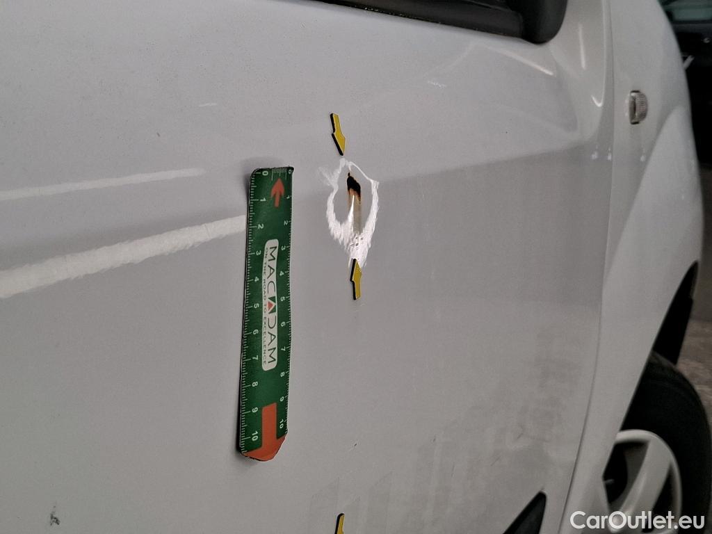  Renault  Kangoo  Express Extra (Série Spéciale) 1.5 dCi 75CV BVM5 E6 #16